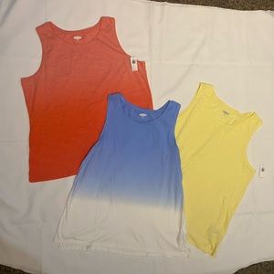 Set of 3 Old Navy womens tanks size XL